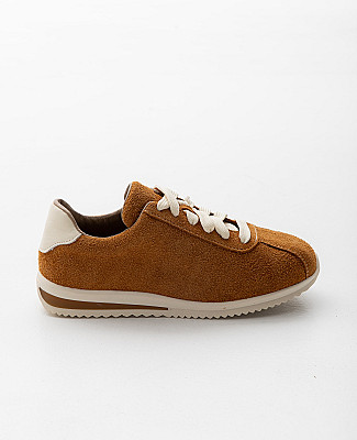 Замшеві кросівки рудого кольору