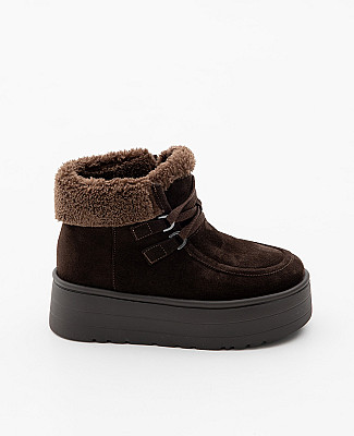 Замшеві черевики з м’яким хутром